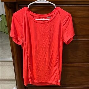 #8Red Fitted Short Sleeve Tee